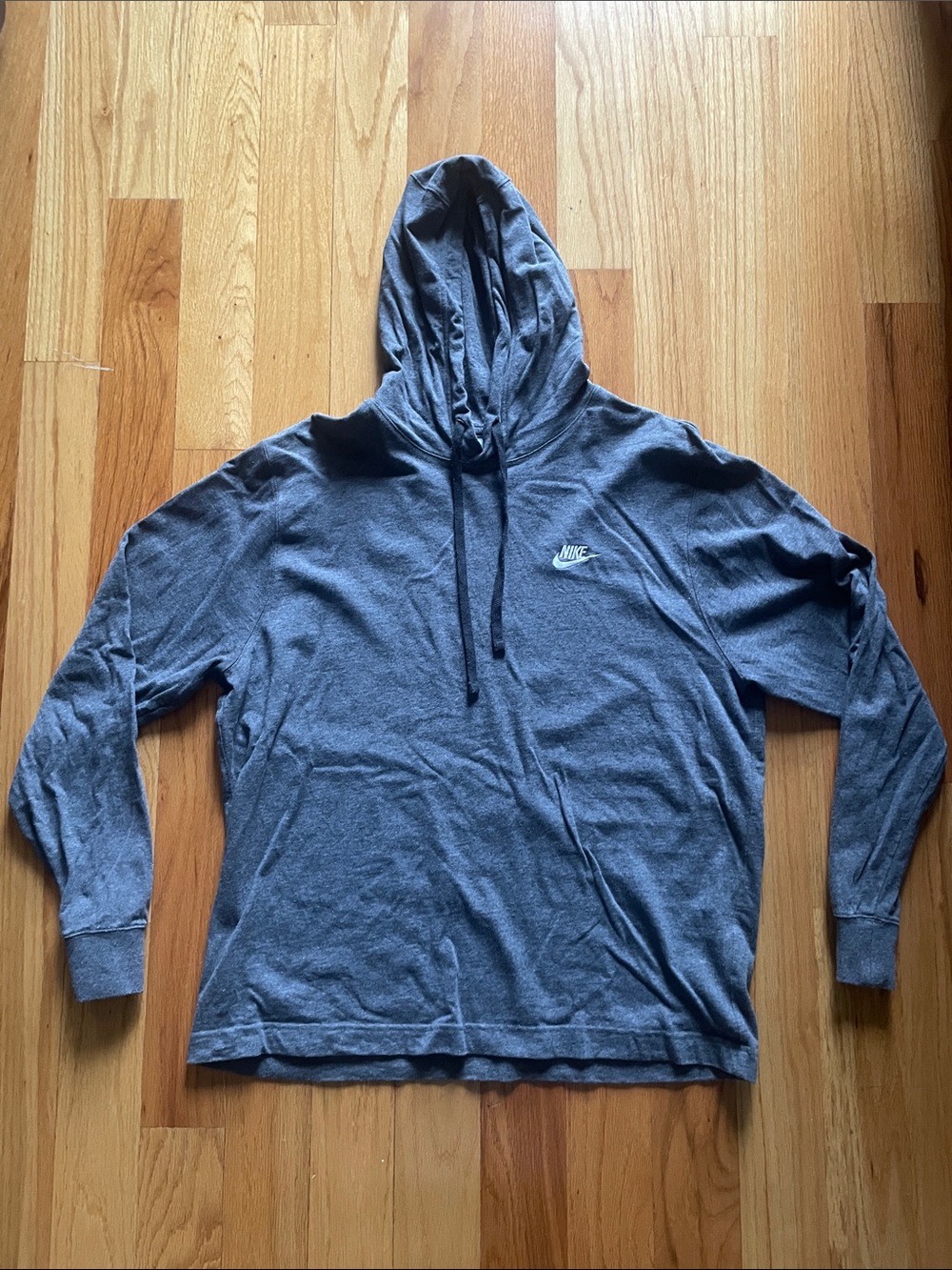 Nike Men's Gray Hooded Pullover Sweatshirt